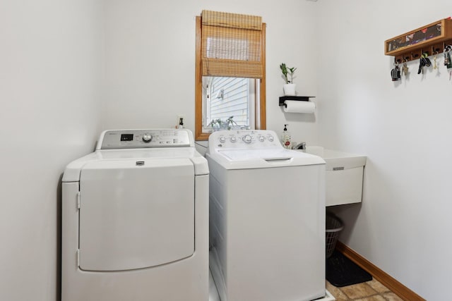 710 Rush Creek Ln, Rush City, MN 55069 - washroom featuring laundry area and washer and dryer