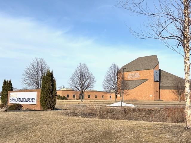 view of property's community