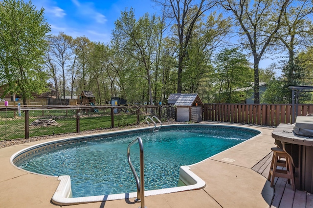 1302 Birch Dr, Hudson, WI 54016 - view of pool