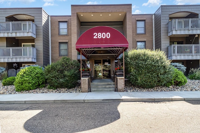 2800 Hamline Ave N Unit 322, Roseville, MN 55113 - photo 1