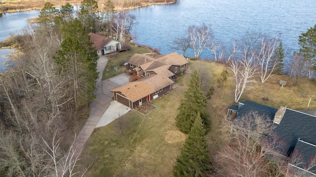 bird's eye view featuring a water view