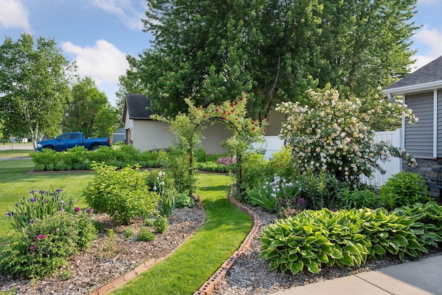 11 6th Ave S, Sartell, MN 56377 - view of green lawn