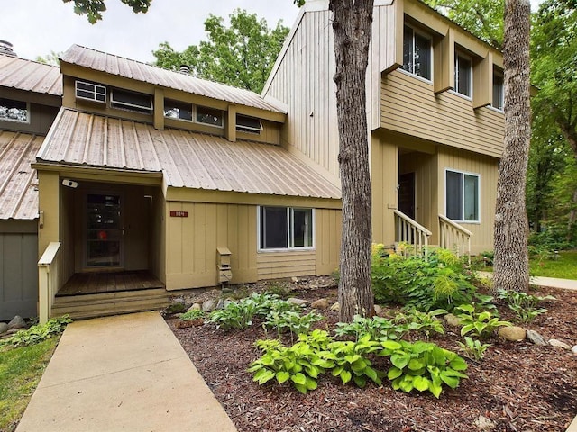 view of front of house featuring metal roof