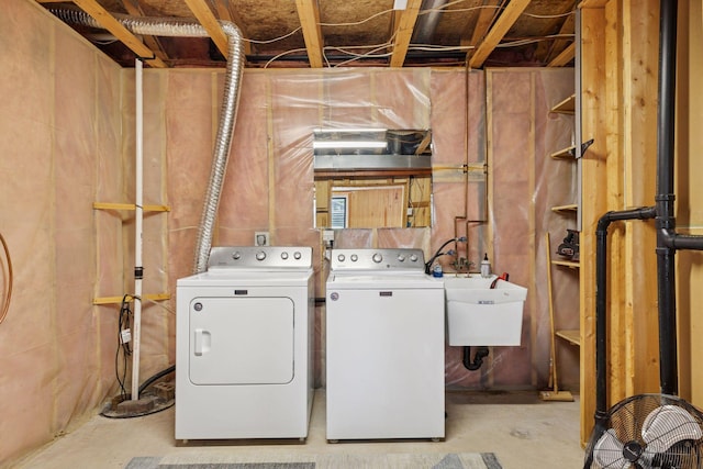 1283 Bidwell St, West Saint Paul, MN 55118 - laundry area featuring separate washer and dryer