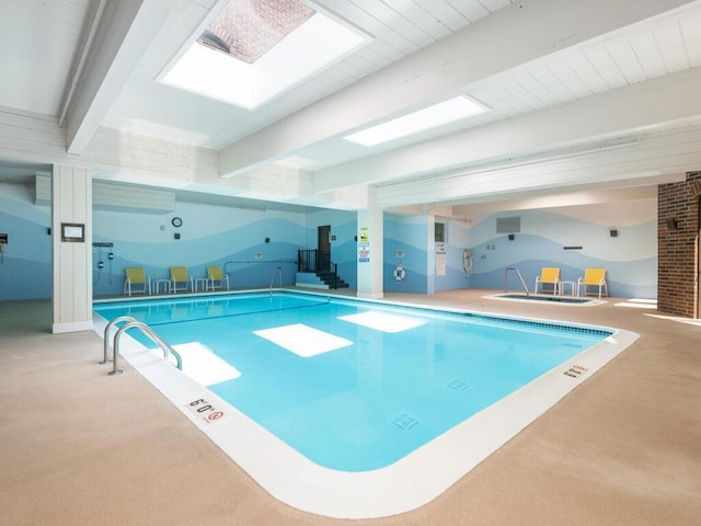 5501 Dewey Hill Rd Unit 233, Edina, MN 55439 - view of pool