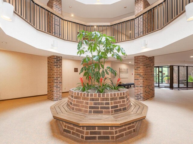 5501 Dewey Hill Rd Unit 233, Edina, MN 55439 - view of common area