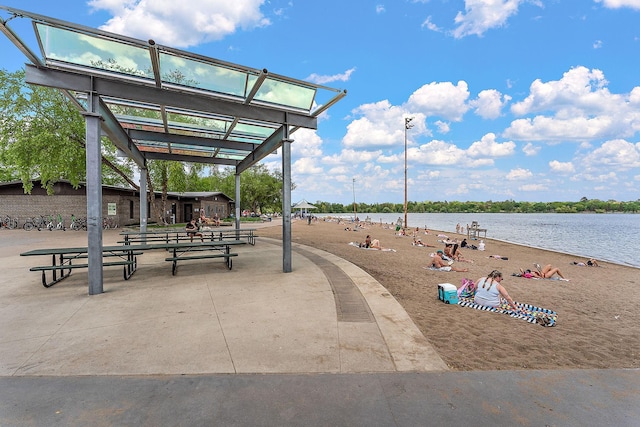 5224 17th Ave S, Minneapolis, MN 55417 - view of home's community with a water view