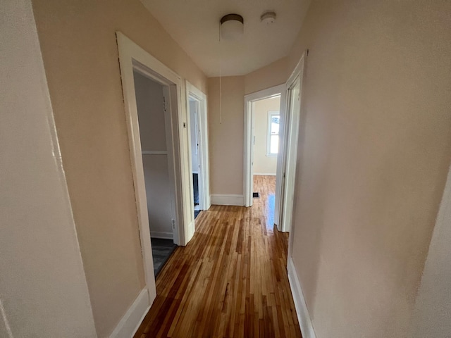 337 Fuller Ave, Saint Paul, MN 55103 - corridor featuring dark wood-style flooring and baseboards