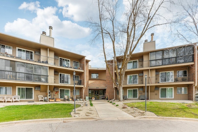 3850 Plymouth Blvd Unit 318, Plymouth, MN 55446 - view of building exterior