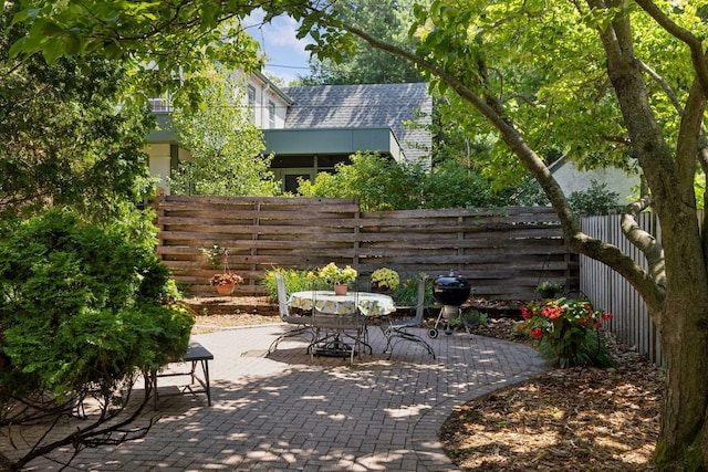 1804 Pinehurst Ave, Saint Paul, MN 55116 - view of patio featuring outdoor dining space
