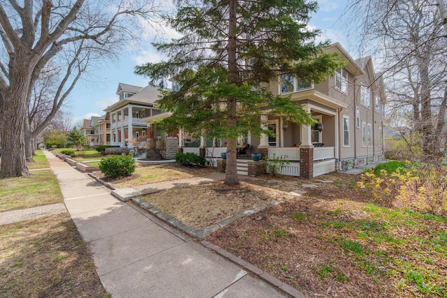 904 Lincoln Ave, Saint Paul, MN 55105 - view of front of house featuring covered porch