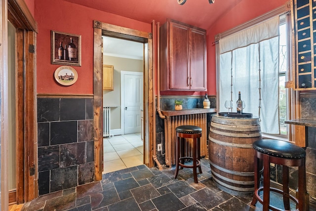 904 Lincoln Ave, Saint Paul, MN 55105 - indoor dry bar featuring ornamental molding