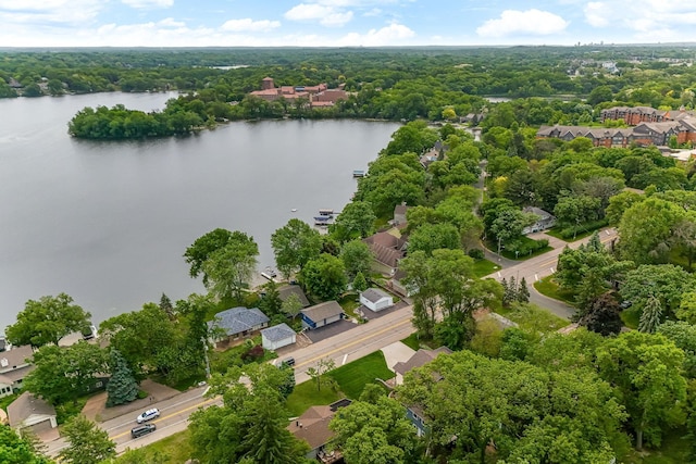 3310 Lake Johanna Blvd, Arden Hills, MN 55112 - aerial perspective of suburban area featuring a large body of water