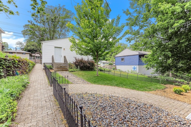 3310 Lake Johanna Blvd, Arden Hills, MN 55112 - view of yard