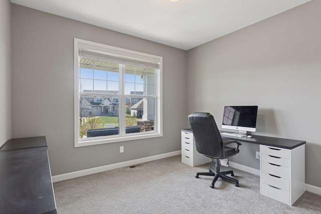 565 Juniper Ct N, Lake Elmo, MN 55042 - office space with carpet floors, visible vents, and baseboards
