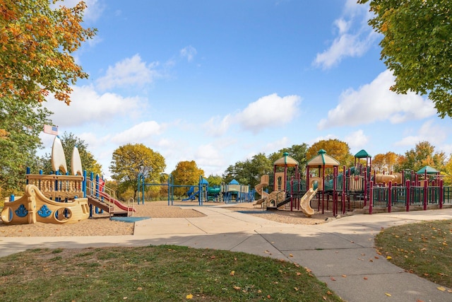 565 Juniper Ct N, Lake Elmo, MN 55042 - view of community jungle gym