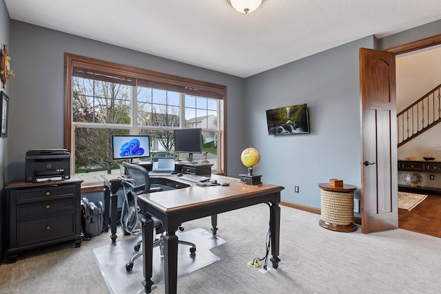 2919 Hilltop Dr, Chaska, MN 55318 - carpeted office with baseboards