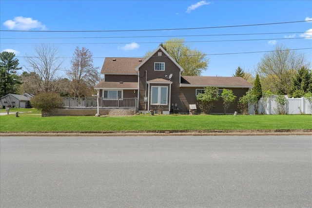 view of front of property