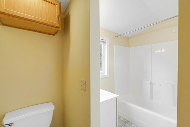 451 Taylor St NE, Minneapolis, MN 55413 - bathroom with bathtub / shower combination and vanity