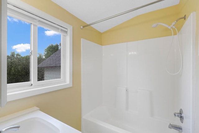 451 Taylor St NE, Minneapolis, MN 55413 - full bathroom featuring tub / shower combination