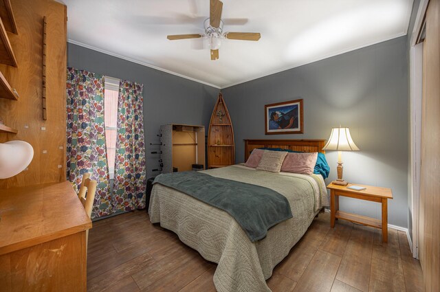 2475 44th St SW, Pine River, MN 56474 - bedroom featuring crown molding, baseboards, and wood-type flooring