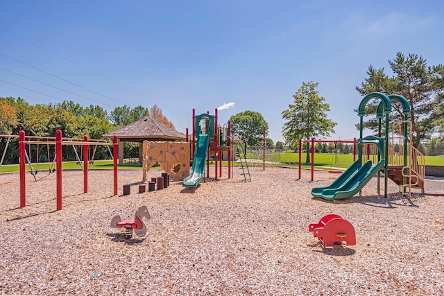 2499 Lockwood Dr Unit 61, Mendota Heights, MN 55120 - view of community playground