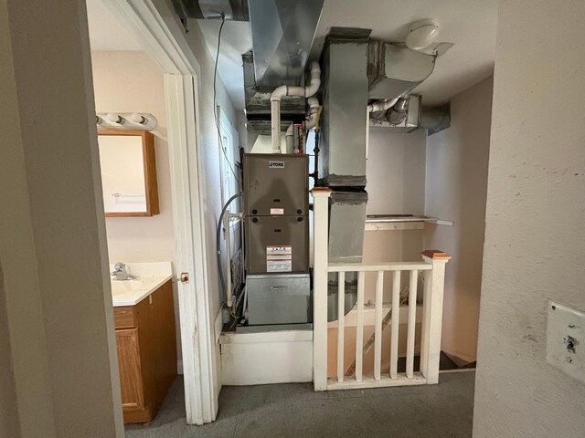 529 Blair Ave, Saint Paul, MN 55103 - view of utility room