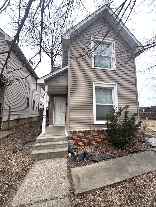 view of front of property