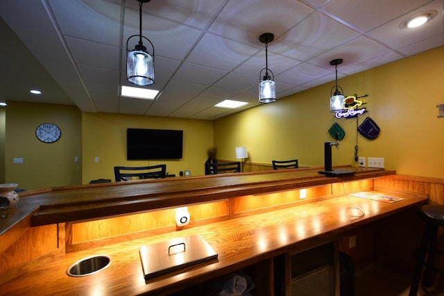 1164 Hawthorn St, Red Wing, MN 55066 - indoor dry bar featuring pendant lighting