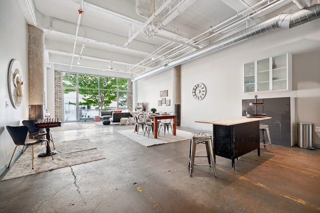 700 Washington Ave N Unit 210, Minneapolis, MN 55401 - view of garage