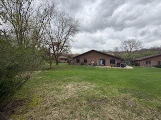 view of grassy yard