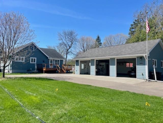 view of detached garage