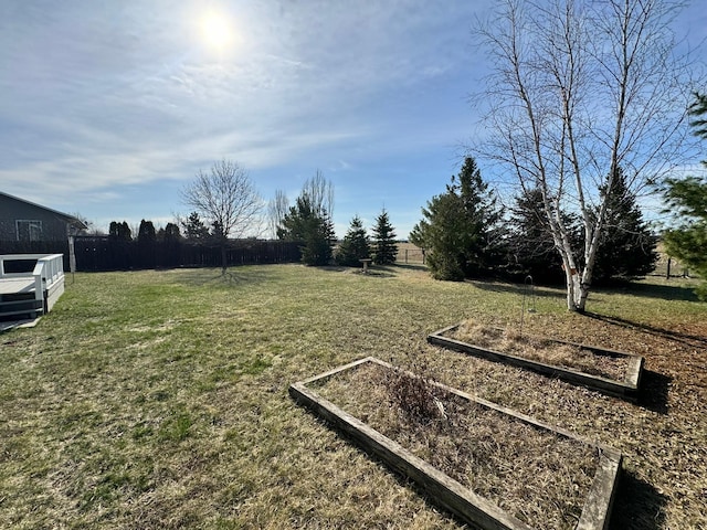 606 Tenth St W, Park Rapids, MN 56470 - view of yard with a garden