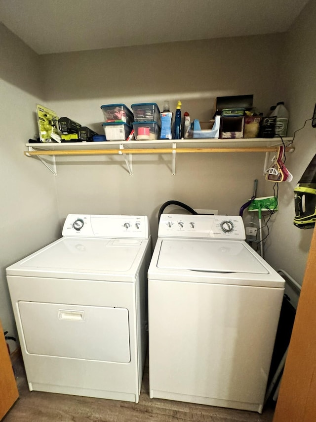 606 Tenth St W, Park Rapids, MN 56470 - washroom with independent washer and dryer