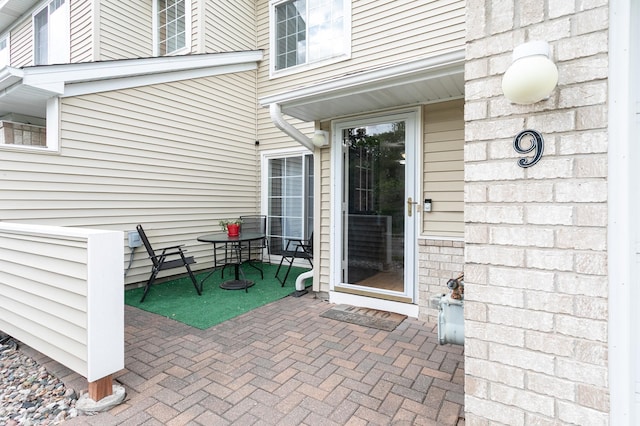 2225 Ranchview Ln N Unit 9, Plymouth, MN 55447 - property entrance