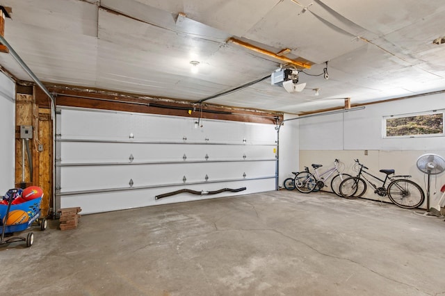 7830 Country Ln, Lino Lakes, MN 55014 - view of garage