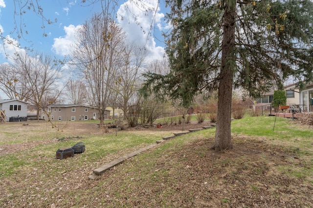 829 Church St, Saint Peter, MN 56082 - view of grassy yard