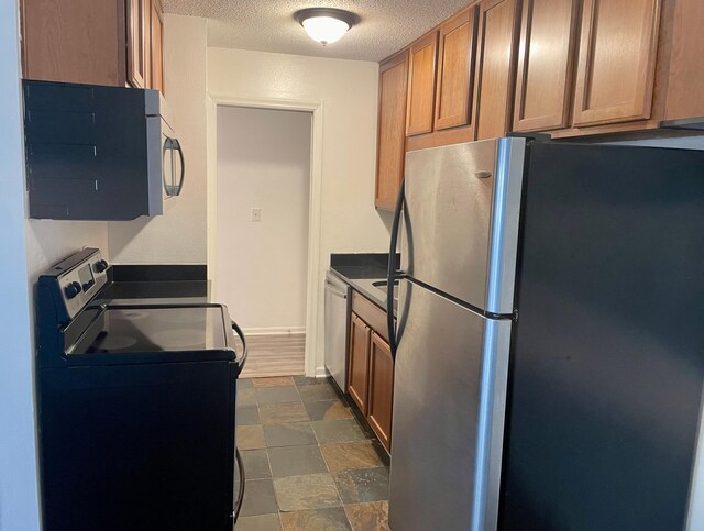 1800 Lasalle Ave Unit 104, Minneapolis, MN 55403 - photo 9