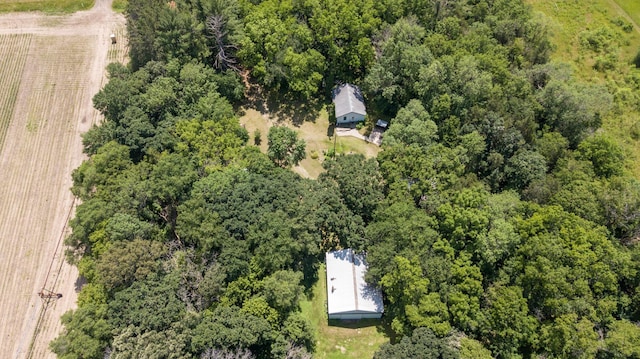 birds eye view of property featuring a rural view