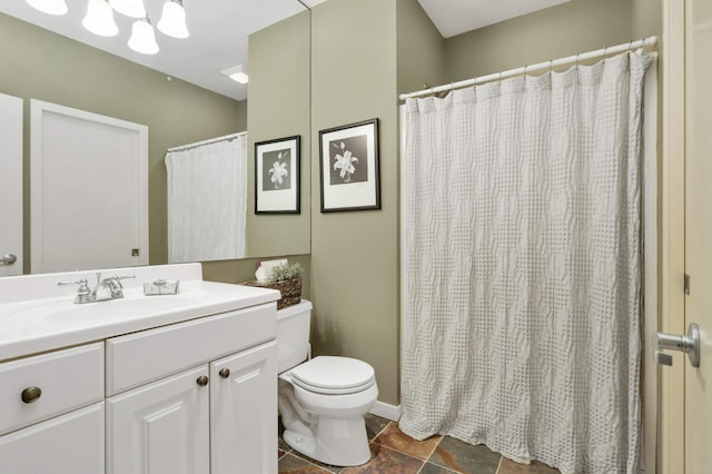 1760 Waterford Ct, Golden Valley, MN 55422 - full bath with vanity, toilet, and a shower with shower curtain