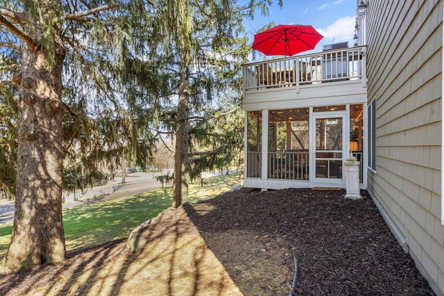 1760 Waterford Ct, Golden Valley, MN 55422 - view of yard with a sunroom