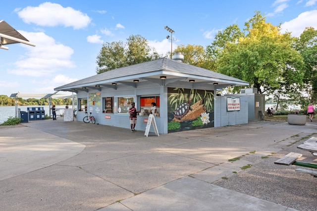 4836 Bloomington Ave, Minneapolis, MN 55417 - view of garage