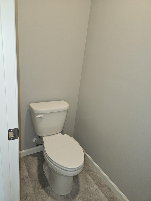 17121 61st St NE, Otsego, MN 55330 - bathroom featuring baseboards and toilet