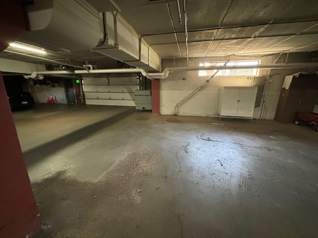 6075 Lincoln Dr Unit 201, Edina, MN 55436 - view of parking deck