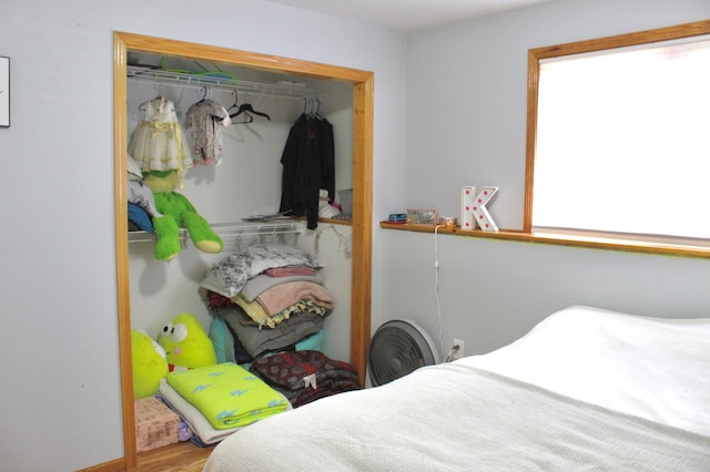 bedroom featuring a closet