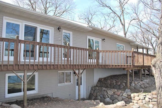 767 Shoreacres Dr, Fairmont, MN 56031 - rear view of property featuring a deck