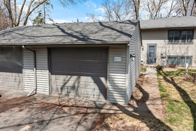 view of detached garage