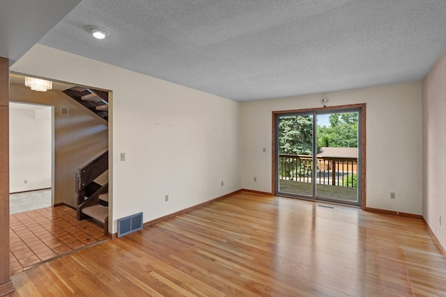 2405 Dianna Ln, Little Canada, MN 55117