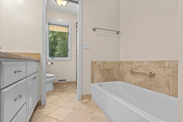 2405 Dianna Ln, Little Canada, MN 55117