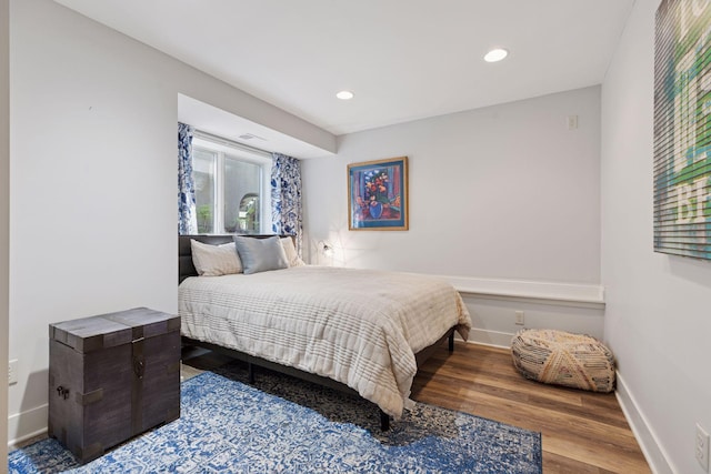 176 Peninsula Rd, Medicine Lake, MN 55441 - bedroom featuring wood finished floors, baseboards, and recessed lighting